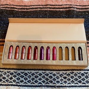 MAC COSMETICS MINI LIPSTICK (PARTY COMMENCING)